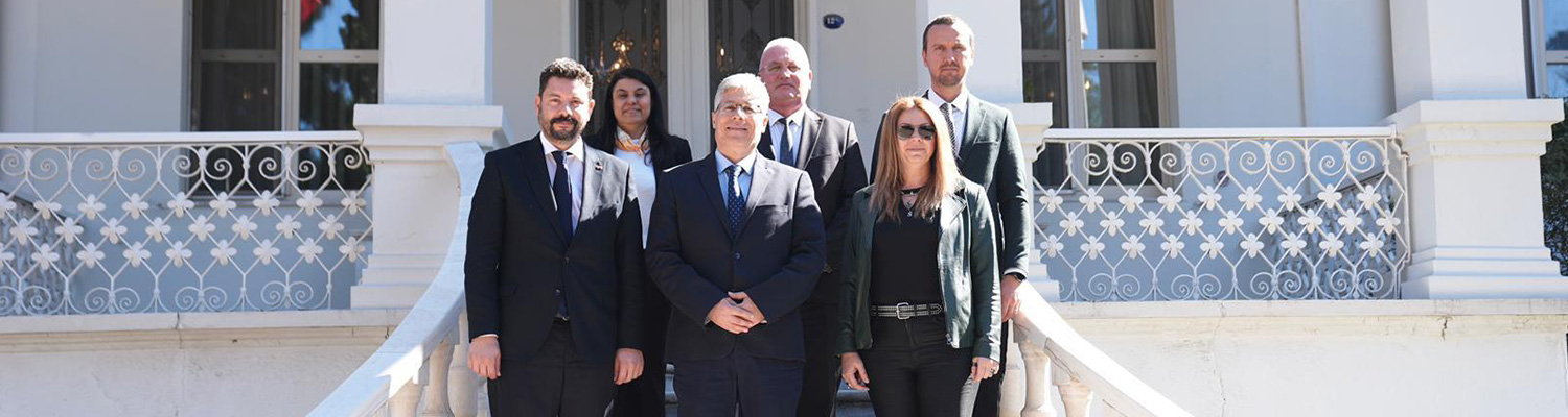 Ege Üniversitesi Rektör Yardımcısı Sayın Prof. Dr. Murat Boyacı'yı makamında ziyaret ettik